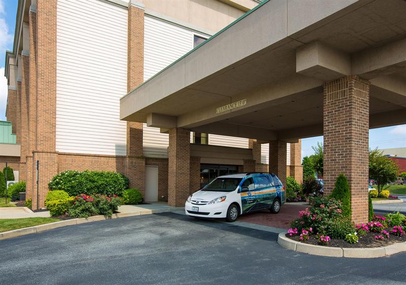 Hampton Inn Coventry-Warwick Area Exterior photo